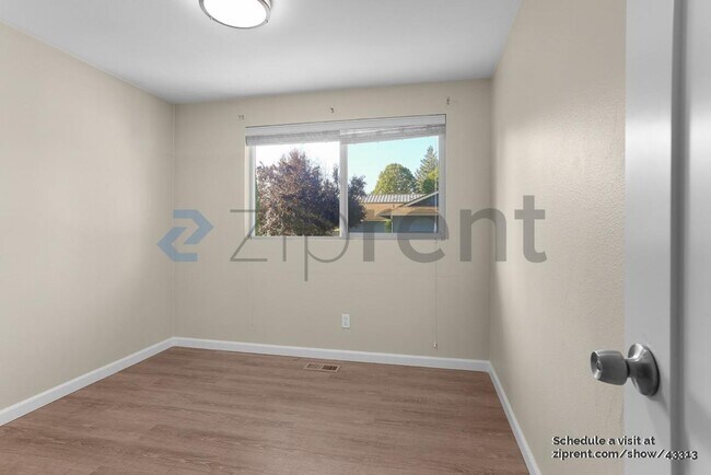 Building Photo - 13225 112th Ave NE