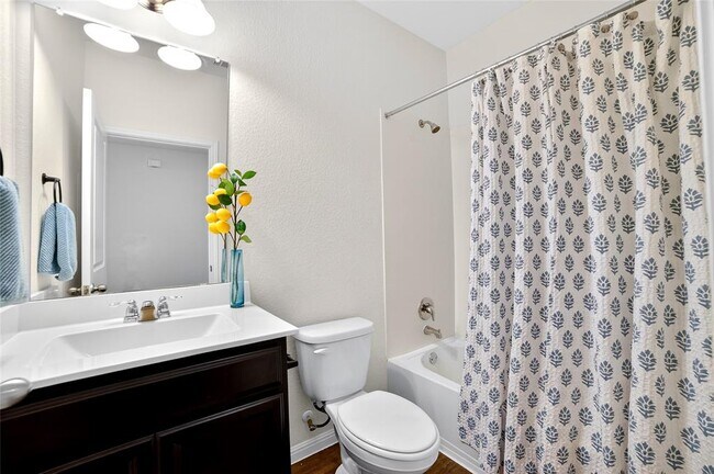 Building Photo - 14413 Shooter McGavin Dr