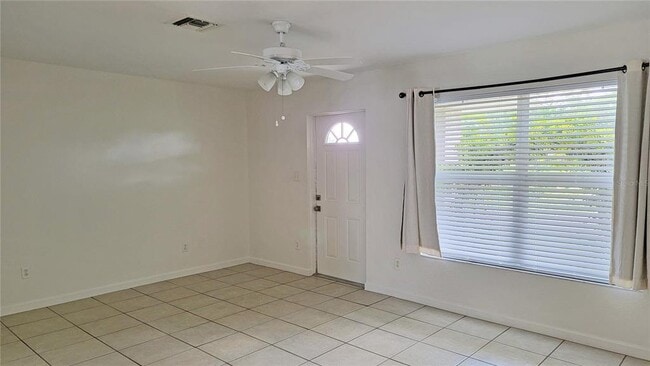 Building Photo - 6417 Flintlock St