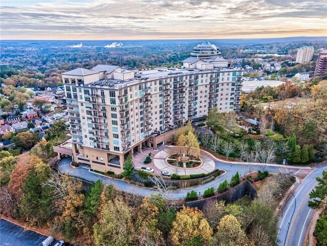 Building Photo - 2950 Mt Wilkinson Pkwy SE