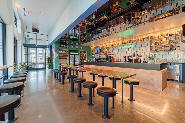 Building Photo - 10505 Deerwood Rd