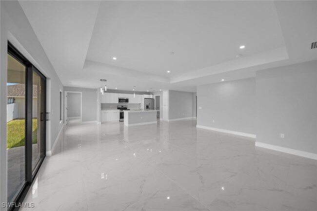 Building Photo - 20 SW 17th Pl