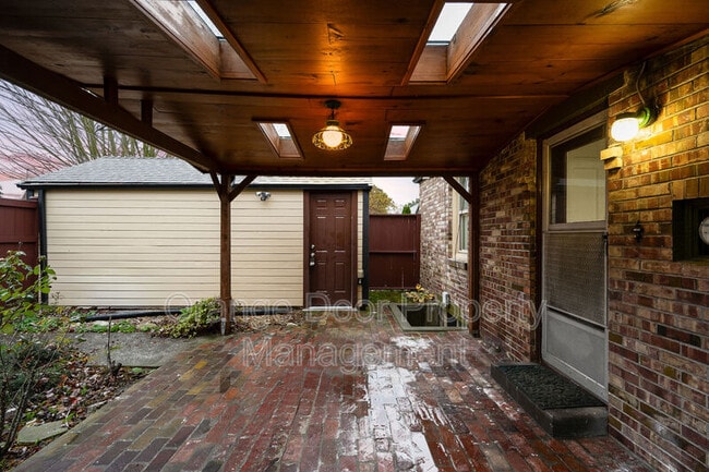 Building Photo - 7727 Jones Ave NW