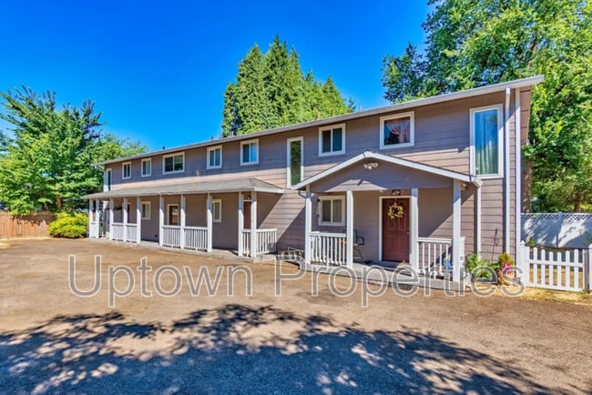 Primary Photo - 367 NW Bailey Ave