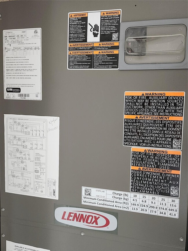 Building Photo - 2944 E Missionwood Ln