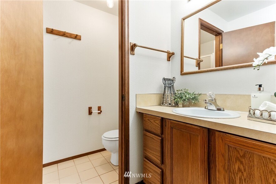 Master Bathroom - 15808 122nd Ave NW