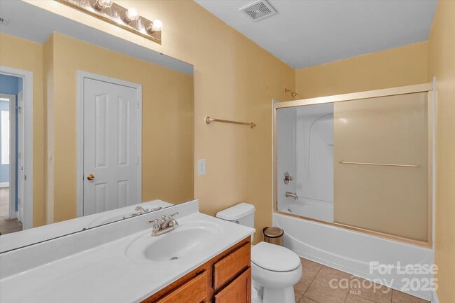 Building Photo - 15635 Normans Landing Dr