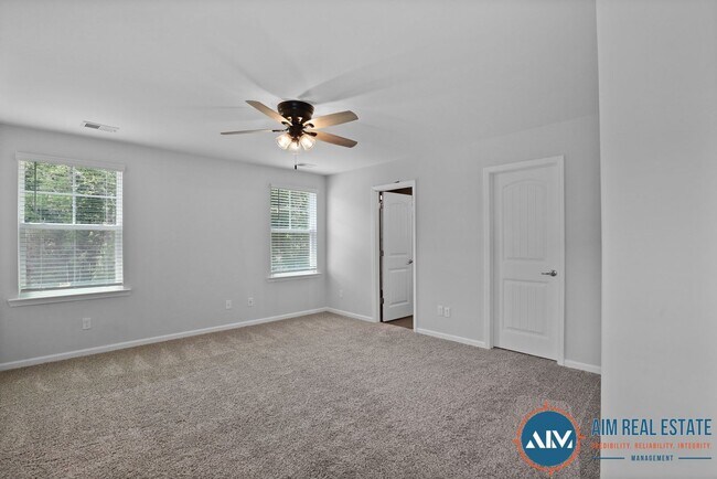 Building Photo - Spacious and Modern 4BR Home in Millstone ...