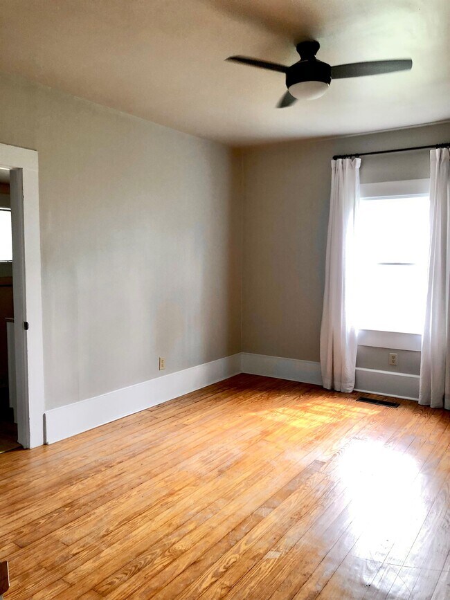 Building Photo - 140 Hiawassee Ave