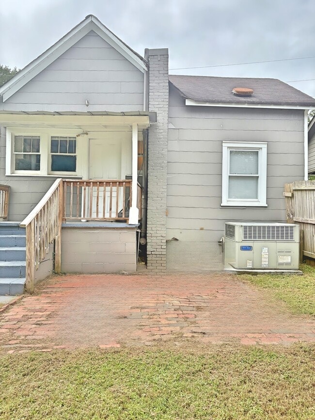 Building Photo - 5504 Beulah Ave