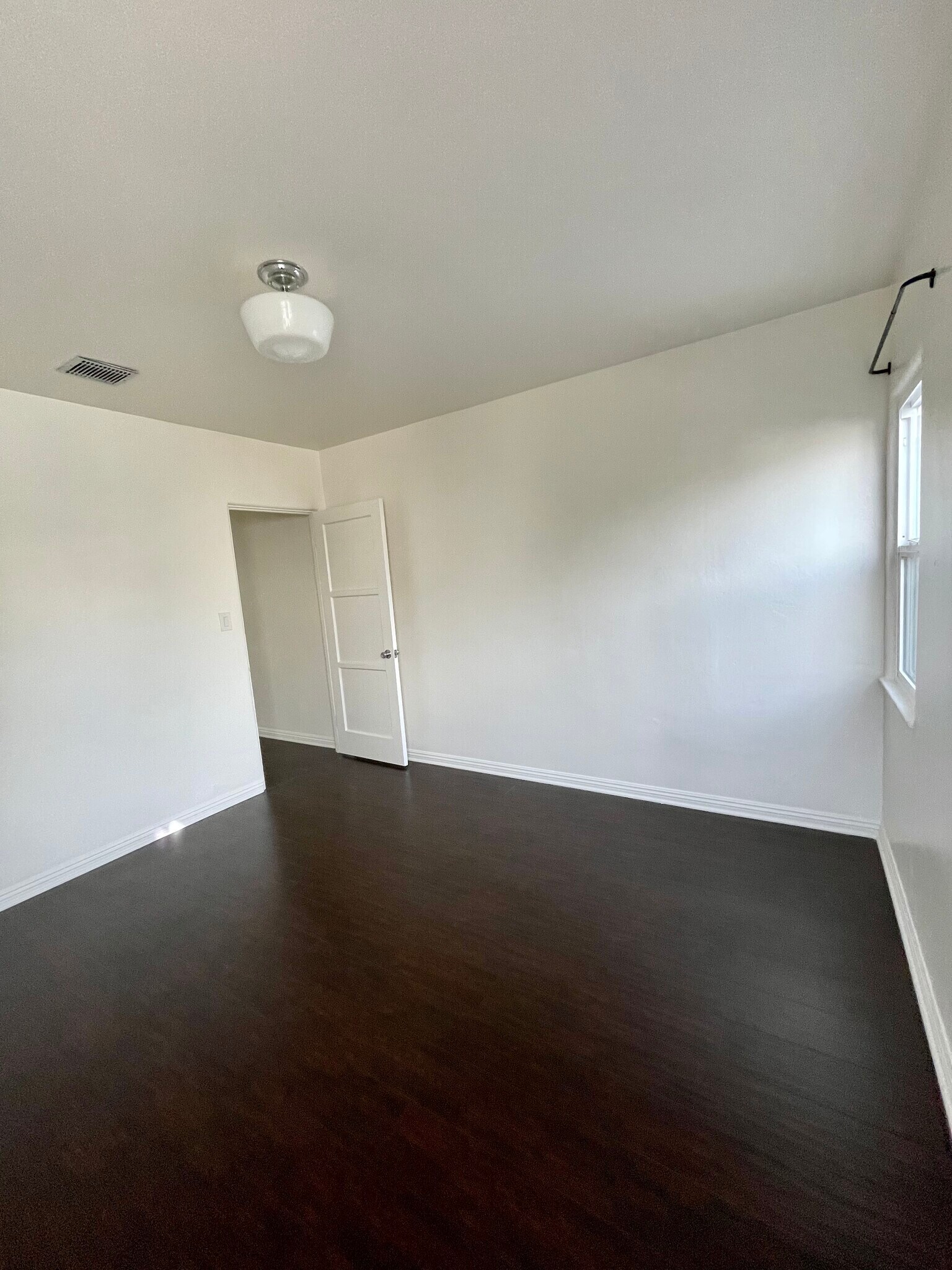 Rear bedroom - 328 N Lincoln St
