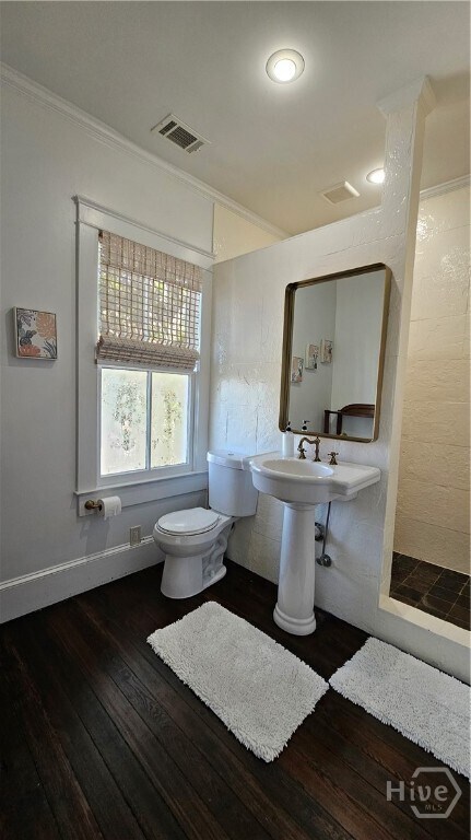 Building Photo - 14 E 41st St