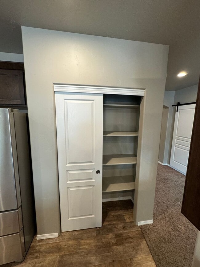 Building Photo - Charming 3-bedroom, 2-bathroom home locate...
