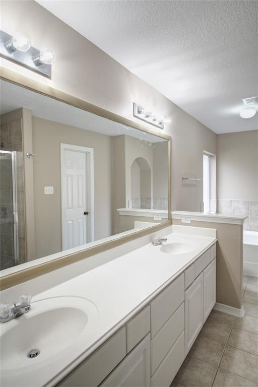 Building Photo - 20203 Goss Hollow Ln