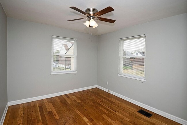 Building Photo - Bridgetown - adorable 3 BEDROOM 1 BATH UPDATED CAPE COD