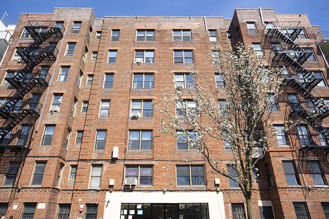 Building Photo - 61 Martense St