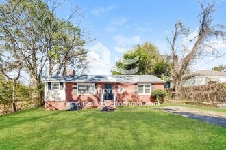 Building Photo - 2035 7th St