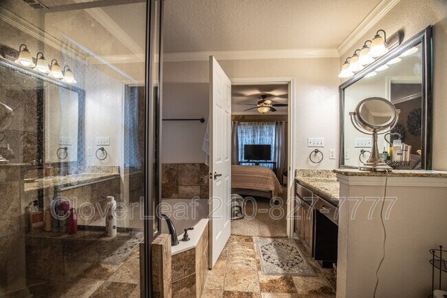 Building Photo - 1409 Azalea Ln