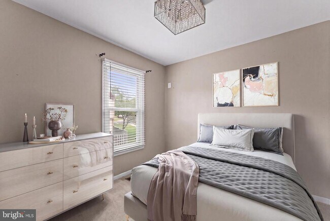 Building Photo - 7302 Rokeby Dr