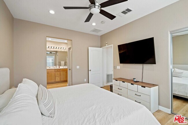 Building Photo - 17969 Lost Canyon Rd