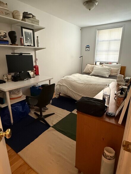 bedroom 1 - 399 S 5th St