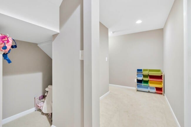 Building Photo - 15346 Bowmans Folly Dr