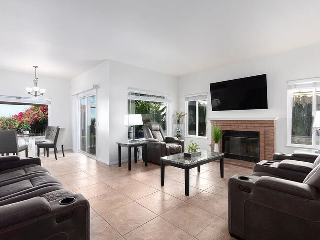 Building Photo - NO MIN CREDIT SCORE REQUIRED, BK OKAY, PAS...