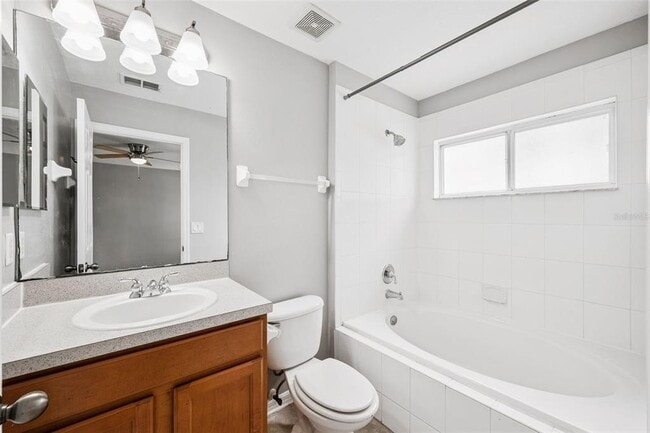 Building Photo - 3757 Clubside Pointe Dr