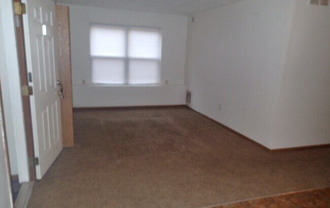 Building Photo - 1278 Brittain Rd