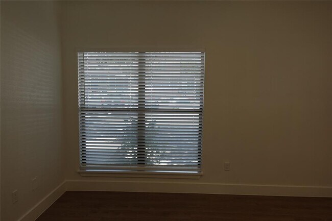 Building Photo - 2714 Nueces St