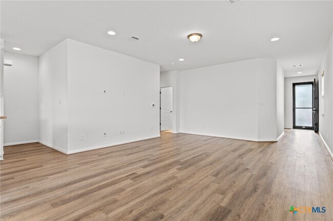 Building Photo - 448 Chaste Tree Dr