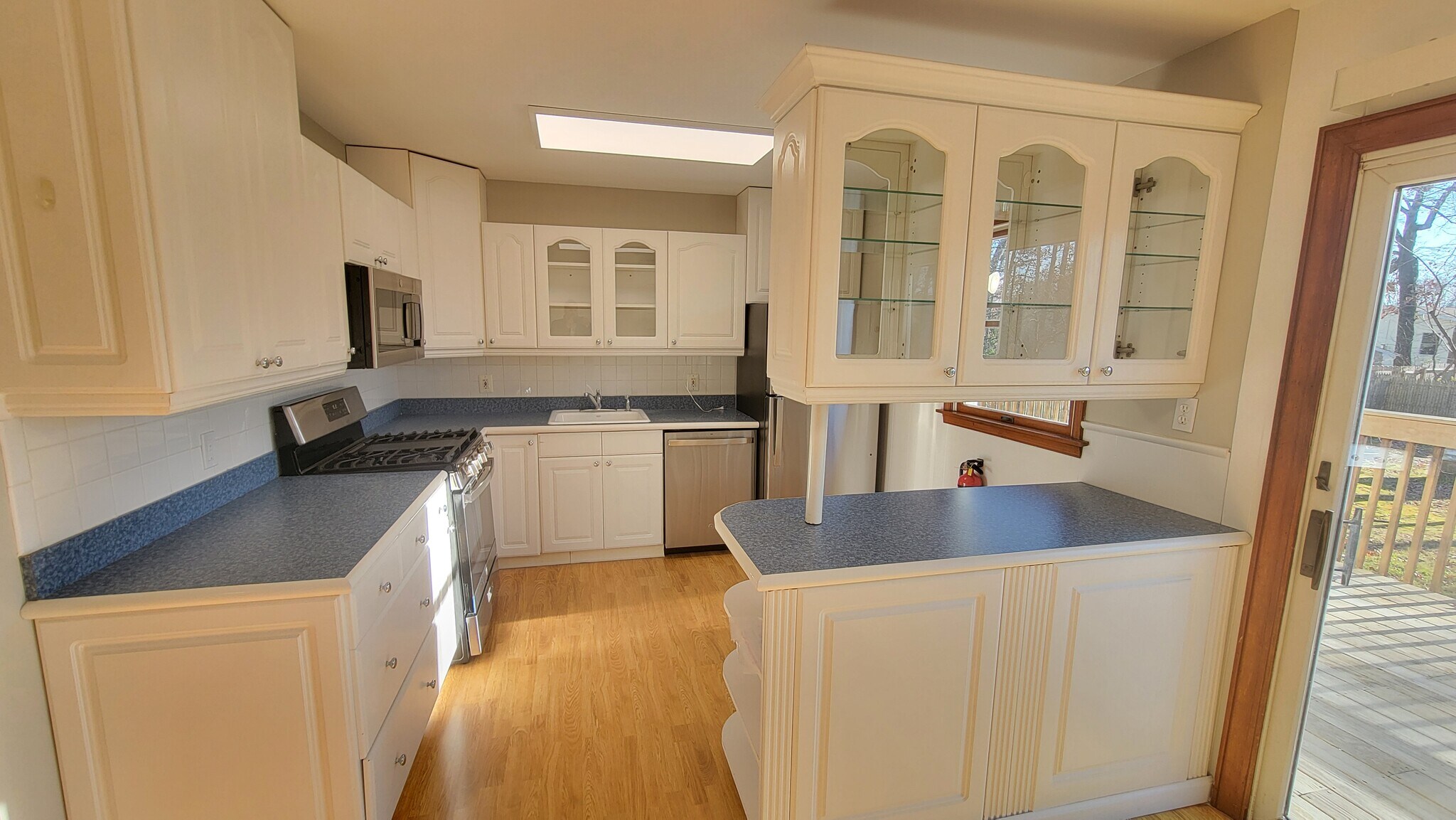 Building Photo - 23 Princeton Dr