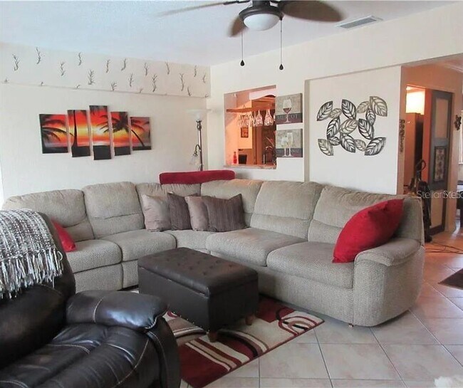 Building Photo - 1279 Grenada Ave