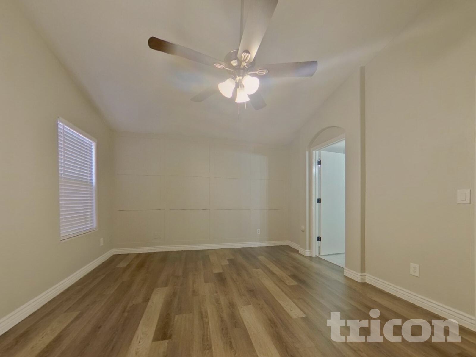 Building Photo - 16049 W Moreland St