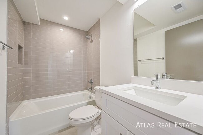 Building Photo - 2640 S Delaware-1