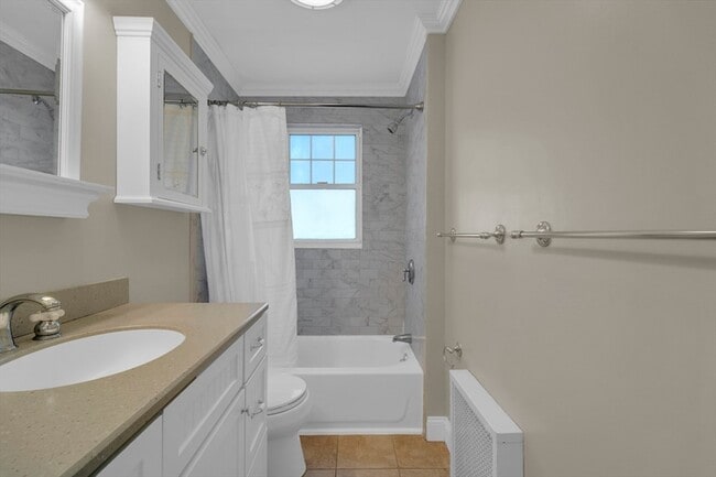 Building Photo - 2 Bellevue Ave