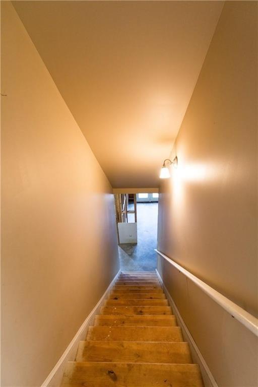 Building Photo - 8465 Bethel Ridge Ct