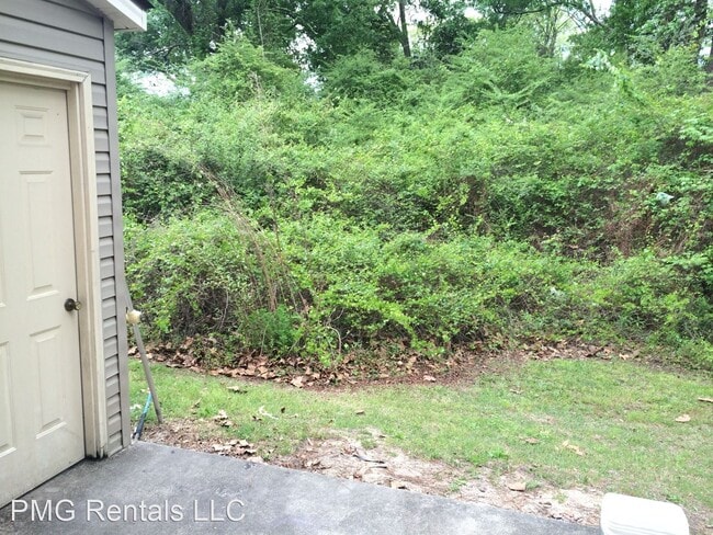 Building Photo - 3 br, 2 bath House - 410 S College 4