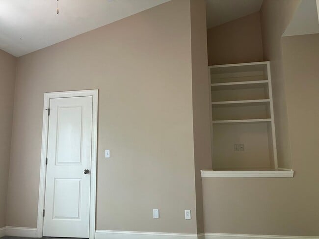 Building Photo - 5147 Exton Park Loop
