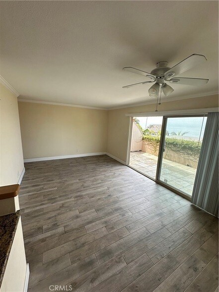 Building Photo - 2037 S Coast Hwy