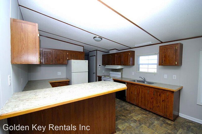 Building Photo - 3 br, 2 bath House - 304 Princeton Rd.