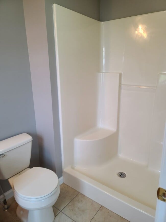 Building Photo - 3 Bedroom Townhome for Rent in Waynesboro!