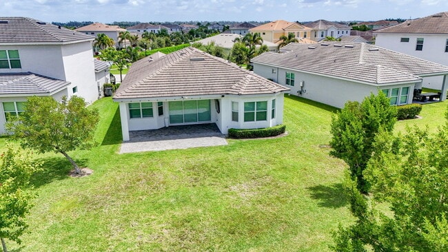 Building Photo - 16293 Melogold Dr