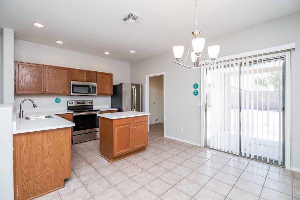 Building Photo - 1163 E Dust Devil Dr