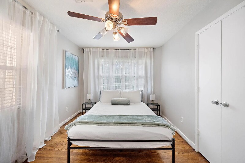 Building Photo - 3237 Rosedale St