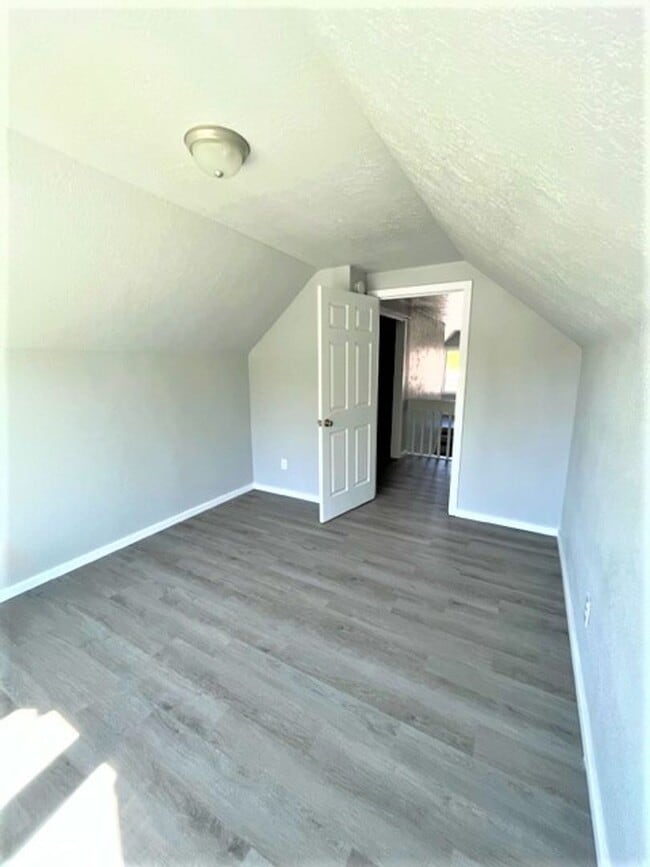 Building Photo - Half off first full month! 2 Bedroom 1 Bat...