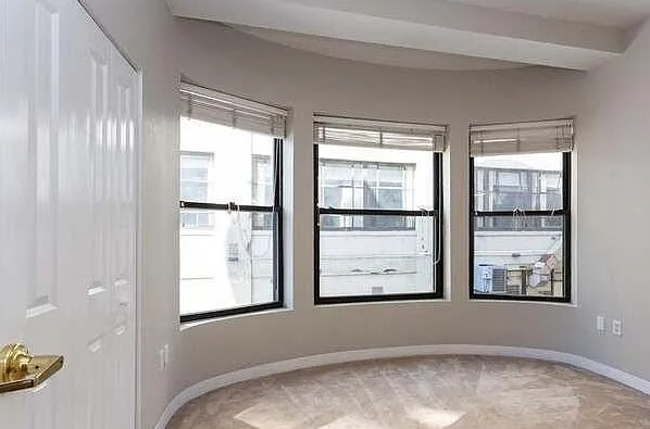 Building Photo - 636 Beacon St
