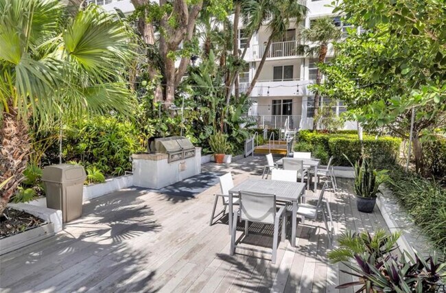 Building Photo - 1160 N Federal Hwy