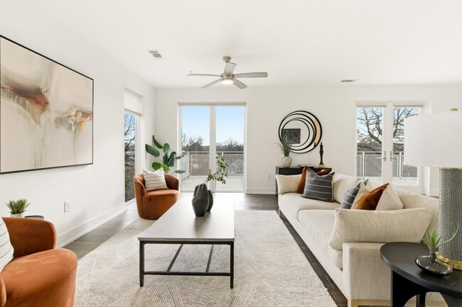 Building Photo - 775 Juniper St NE