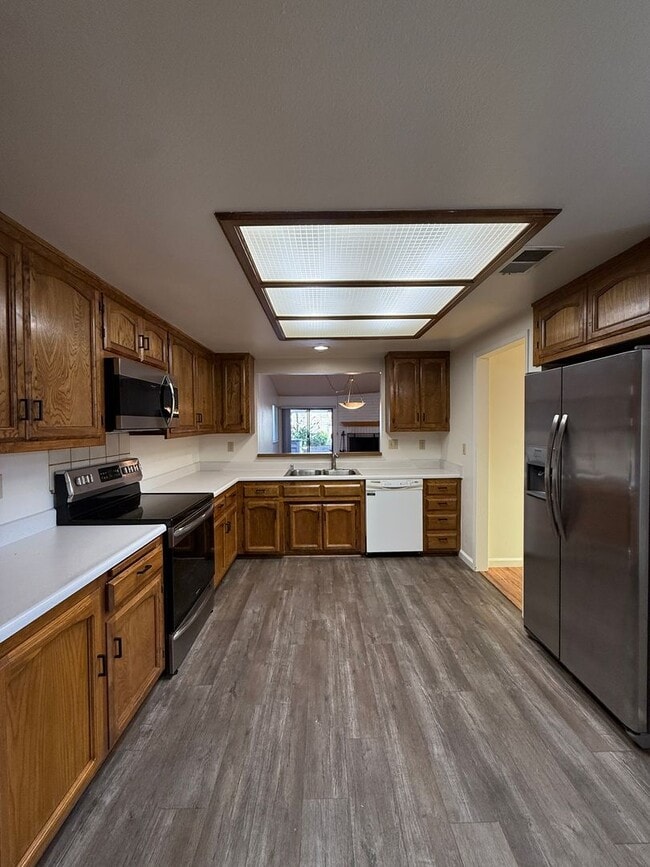 Building Photo - Creekridge Villas Single Story Condo in Gated Community in Orcutt with Easy Access to VSFB